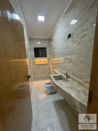 Imagem Casa para Venda em Aparecida de Goiânia, Vila Oliveira, 3 dormitórios, 1 suíte, 2 banheiros, 1 vaga