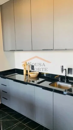 Imagem Cobertura com 70m², 1 dormitório, sendo 1 suíte, e 1 vaga de garagem, totalmente mobiliada e deco...
