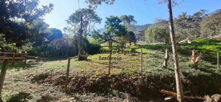 Imagem Sítio à venda no bairro Coloninha - Guaratinguetá/SP