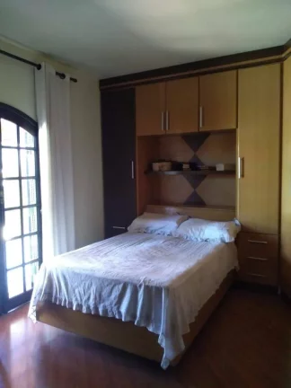Imagem Sobrado com 3 dormitórios à venda, 209 m² por R$ 500.000,00 - Jardim Marek - Santo André/SP