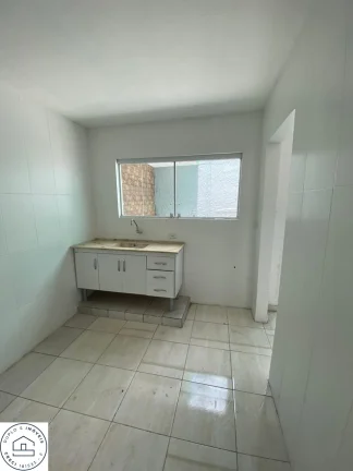 Imagem Imóvel com quintal nos fundos para locação em São Paulo / Vila Guilherme / Zona norte / travessa av conceição / Região Carandiru.