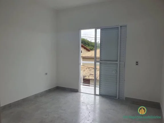 Imagem Ótima casa com 3 dormitórios, sendo 1 suíte em condomínio