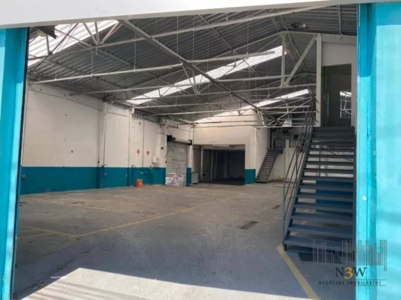 Imagem Galpão à venda em Pinheiros São Paulo SP com 380m², 4 salas e 4 vagas de garagem.