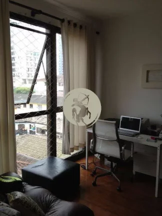 Imagem APARTAMENTO GRANDE PROXIMO AO CANAL 4 A 2 QUADRAS DA PRAIA.