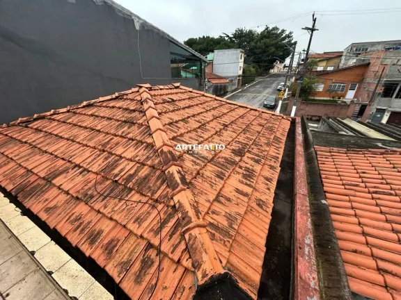 Imagem Casa térrea , bem localizada com potencial de reforma