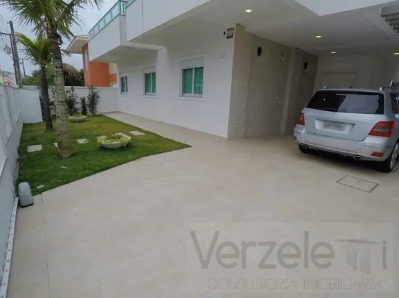 Imagem Casa / Sobrado para Venda em Bombinhas / SC no bairro Mariscal