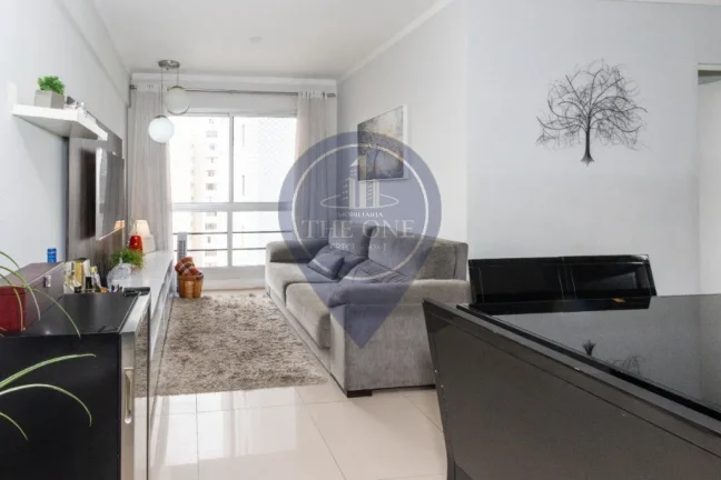 Imagem Imperdível apartamento à venda na Aclimação, São Paulo-SP! 3 quartos, 1 suíte, 2 salas, 2 banheiros, 1 vaga, 65m².