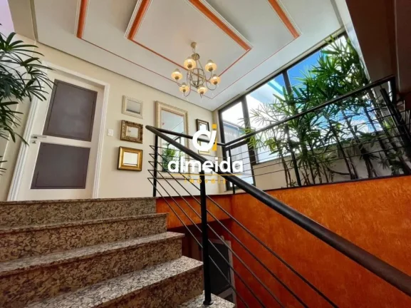 Imagem EXCELENTE CASA EM BAIRRO NOBRE
