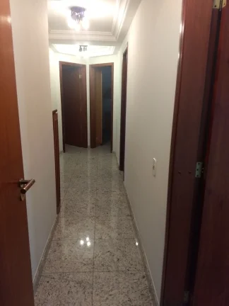 Imagem Apartamento 200 M², 4Q, 3 Suítes, 2 Salas, 5 Banheiros, 3 Vagas, Lareira, Suíte Master com Hidromassagem, Varanda Gourmet, Piscina, Academia, Quadra.