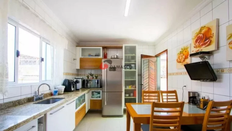 Imagem Sobrado à venda 3 Quartos, 1 Suite, 4 Vagas, 207M², Campestre, Santo André - SP