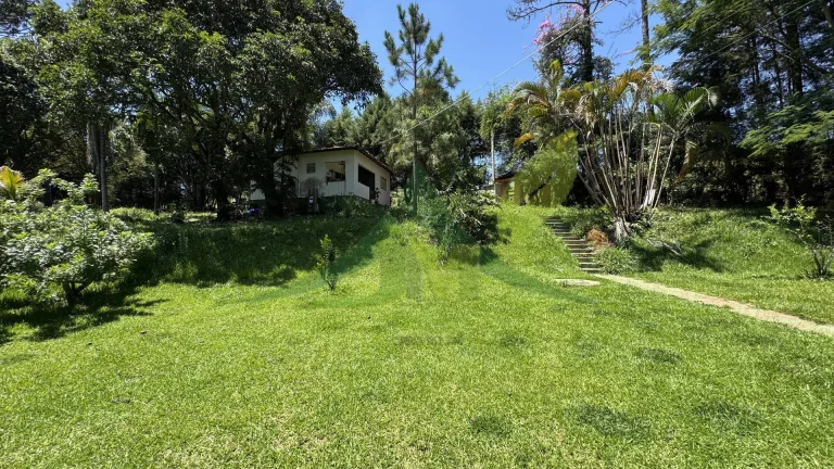 Imagem Oportunidade Única: Sítio Plano com Nascente e Lazer Completo em Bom Jesus
