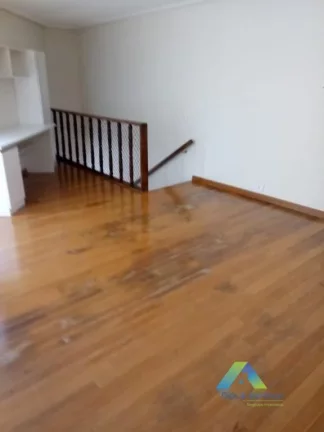 Imagem Apto duplex à 200 metros do metro Conceição 138 metros quadrados distribuídos em dois pisos Dois quartos com armários planejados Dois banheiros .
