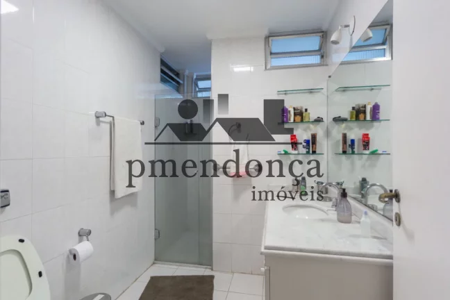 Imagem Apartamento com 150m² em Higienópolis, 3 quartos (1 suíte) e 1 vaga.