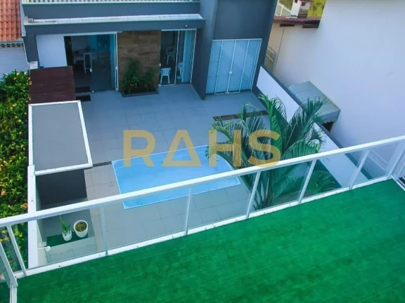 Imagem Belíssimo Sobrado a 50 metros do mar na Praia do Tabuleiro, com 246,12m² de área total construíd...