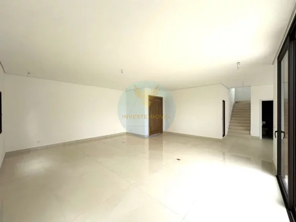 Imagem Casa em Condomínio a Venda no bairro Granja Viana - Carapicuíba, SP
