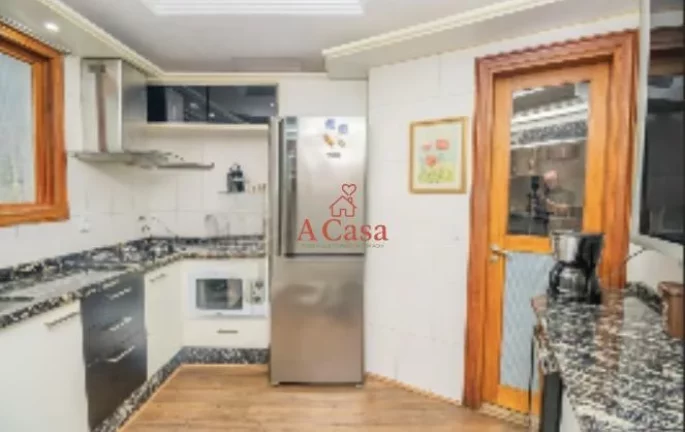 Imagem Casa - Sobrado com 3 Dormitorio(s) localizado(a) no bairro Jardim Itu em Porto Alegre / Rio Grande do Sul Ref.:245
