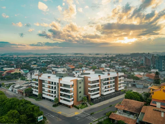 Imagem Apartamento à venda em Torres, Praia da Cal, com 3 quartos, 174m²