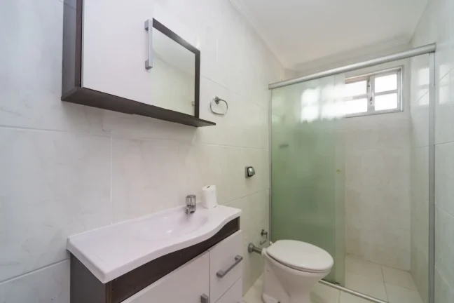 Imagem Apartamento 125M², 3Q, 2 Banheiros, 1 Vaga, Sacada, Armários.