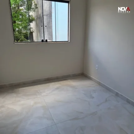 Imagem Sabe aquela casa que parece ter saído de um sonho de fim de semana perfeito? Pois é, ela existe! E...