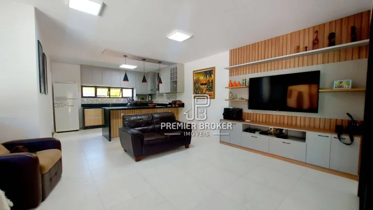 Imagem Casa à venda, 260 m² por R$ 1.000.000,00 - Pessegueiros - Teresópolis/RJ