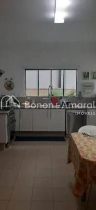 Imagem ...#34;Exclusiva Casa com 4 Dormitórios, Área Gourmet e Piscina em Condomínio Fechado em Valinhos...#34;