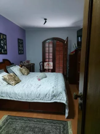 Imagem Sobrado em São João Clímaco, 4 Dormitórios, 6 banheiros