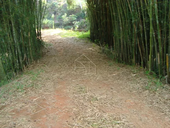 Imagem Sítio a venda entre Santa Leopoldina/Santa Teresa – 11 Hectares