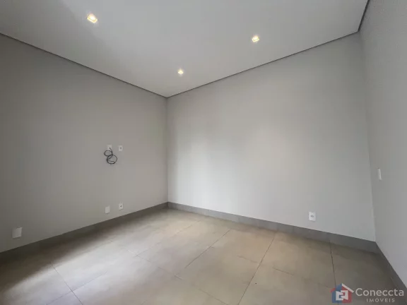 Imagem Oportunidade no Afonso Queiroz: Casa com suíte e garagem por R$ 680 mil