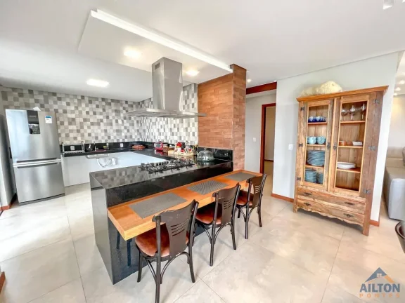 Imagem Casa Alto Padrão com 6 Suítes à Venda em Pedra Azul/ES
