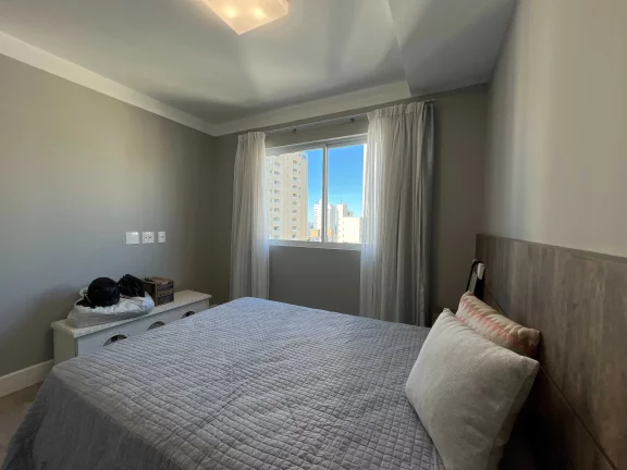 Imagem Apartamento duplex finamente mobiliado 3 suítes e 2 vagas no Centro de Balneário Camboriú/SC