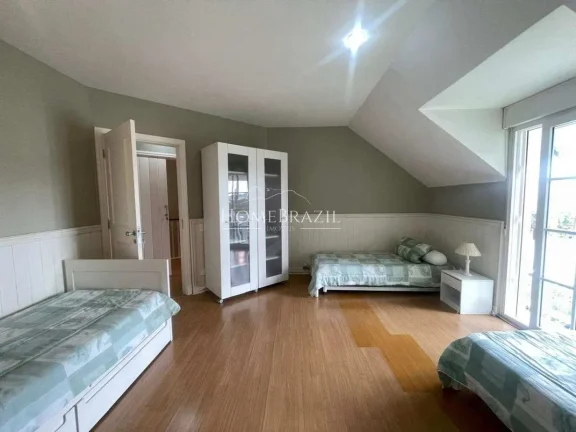 Imagem Casa à venda, com 4 quartos, 275m2