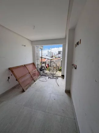 Imagem Apartamento de alto padrão com varanda / sacada nas proximidades de supermercado, restaurantes e colégio no Bessa-AP2783