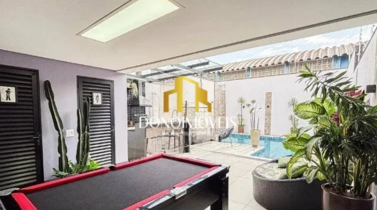 Imagem Casa com 3 Suítes | 8 Vagas | Piscina e Área Gourmet