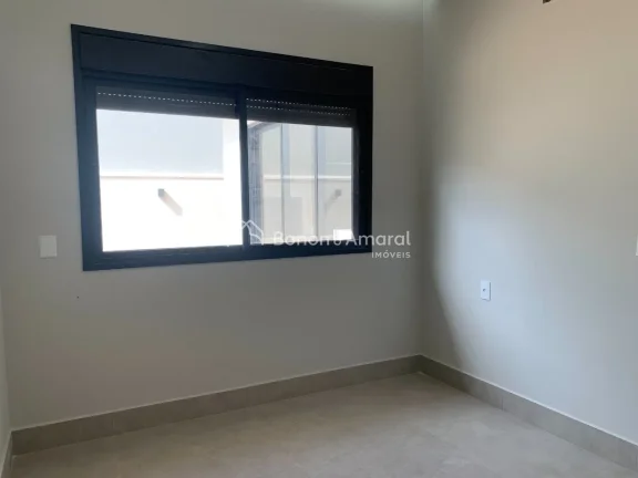 Imagem Casa térrea nova à venda com 3 quartos sendo 3 suítes, todas com armários planejados, ar condici...