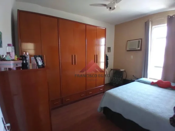 Imagem Apartamento com 2 dormitórios à venda, 55 m² por R$ 290.000,00 - Centro - São Gonçalo/RJ