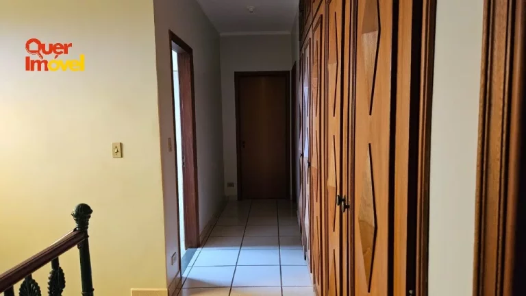 Imagem Imponente casa à venda em Ribeirão Preto-SP, no bairro Ribeirânia: 4 quartos, 2 suítes, 1 sala, 5 banheiros, 3 vagas, 346,67m².