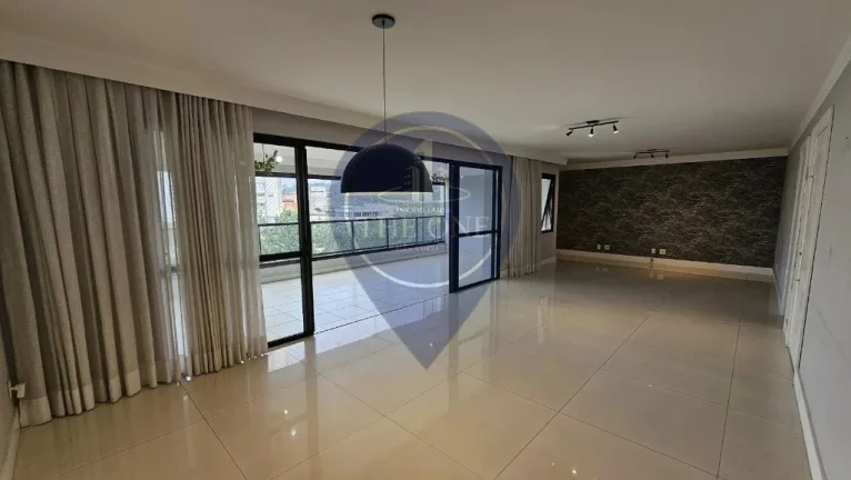 Imagem Imperdível: Apartamento para locação na Vila Cruzeiro, São Paulo-SP. 3 quartos, 3 suítes, 5 banheiros, 4 vagas, 210m².