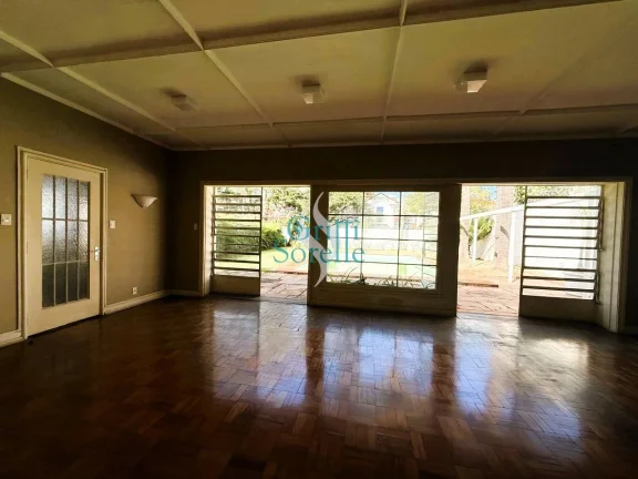 Imagem Casa de Vila Fechada em Pacaembu - São Paulo/SP.