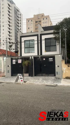 Imagem Imperdível! Casa à venda na Vila Carrão, São Paulo-SP, com 4 quartos, 4 suítes, 1 sala, 2 vagas de garagem e 150,00 m².