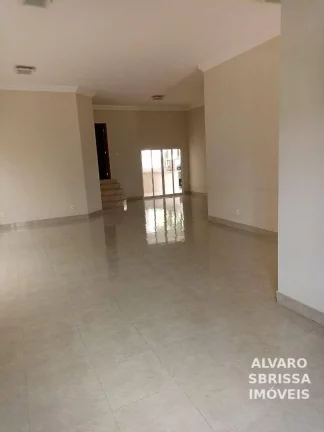 Imagem Linda casa térrea feita pelo atual proprietário. Com piscina. 300m2ac 600m2at. Documentação pronta para financiamento. Climatizada