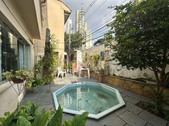 Imagem Casa com 4 dormitórios e 260m2 à venda no Brooklin, ótima localização!