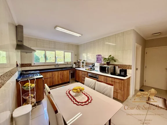 Imagem Casa de 3 dormitórios a venda em Campos do Jordão