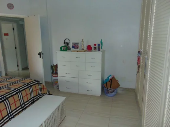 Imagem Flat com 3 dormitórios à venda, 112 m² por R$ 800.000,00 - Pitangueiras - Guarujá/SP