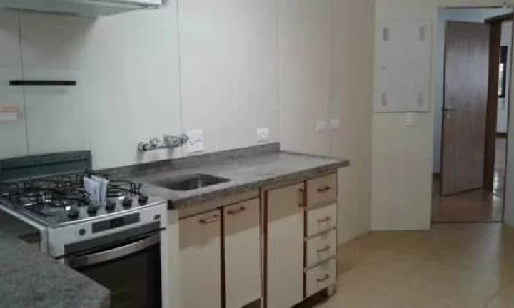 Imagem Apartamento com 3 suites na Al. Lorena