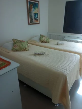 Imagem Apartamento Quadra Mar com 3 dormitórios à venda no Centro de Balneário Camboriú