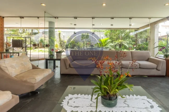 Imagem Imperdível Casa à Venda na Vila Ida, São Paulo-SP: 3 Quartos, 1 Suíte, 2 Salas, 3 Banheiros, 4 Vagas, 311 m². Venha Conferir!
