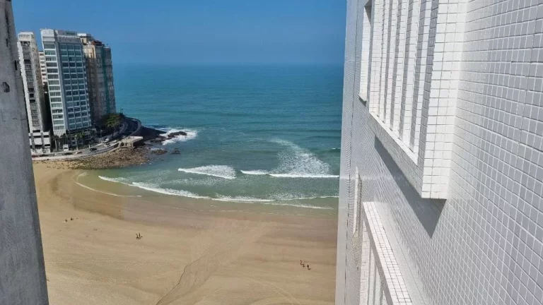 Imagem Apartamento com 3 dormitórios à venda, 130 m² - Pitangueiras - Guarujá/SP