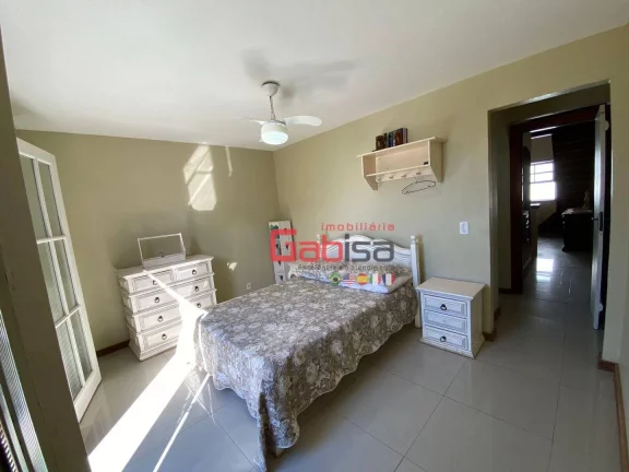 Imagem Casa com 2 dormitórios à venda, 120 m² por R$ 393.000,00 - Peró - Cabo Frio/RJ