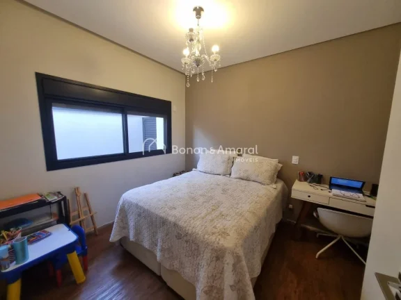 Imagem Esta residência térrea é uma excelente oportunidade para quem busca conforto e praticidade. Com t...