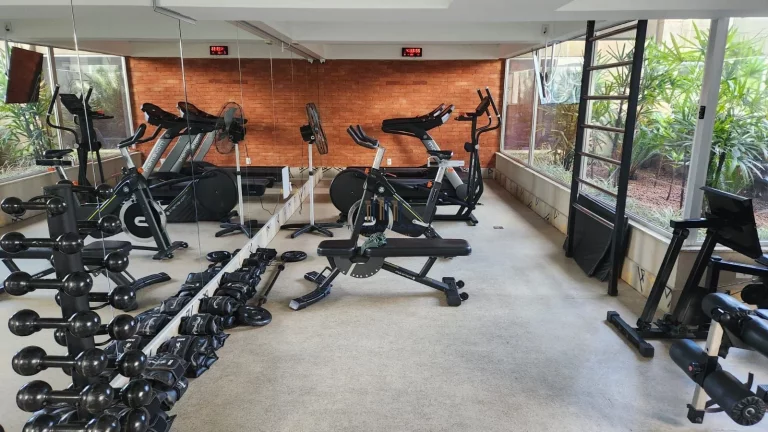 Imagem Cobertura Decorada e Mobiliada, lazer completo, 1 quarto e 3 Vagas a no Vila da